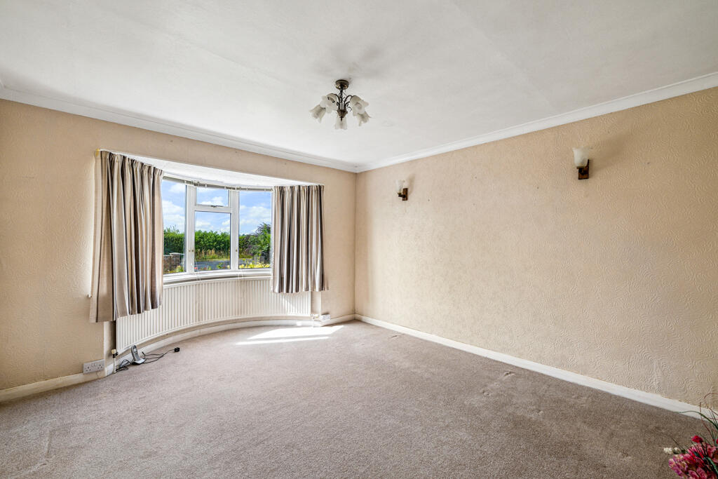 Fiskerton Road, Cherry Willingham, Lincoln, Lincolnshire, LN3 4JZ photo 2