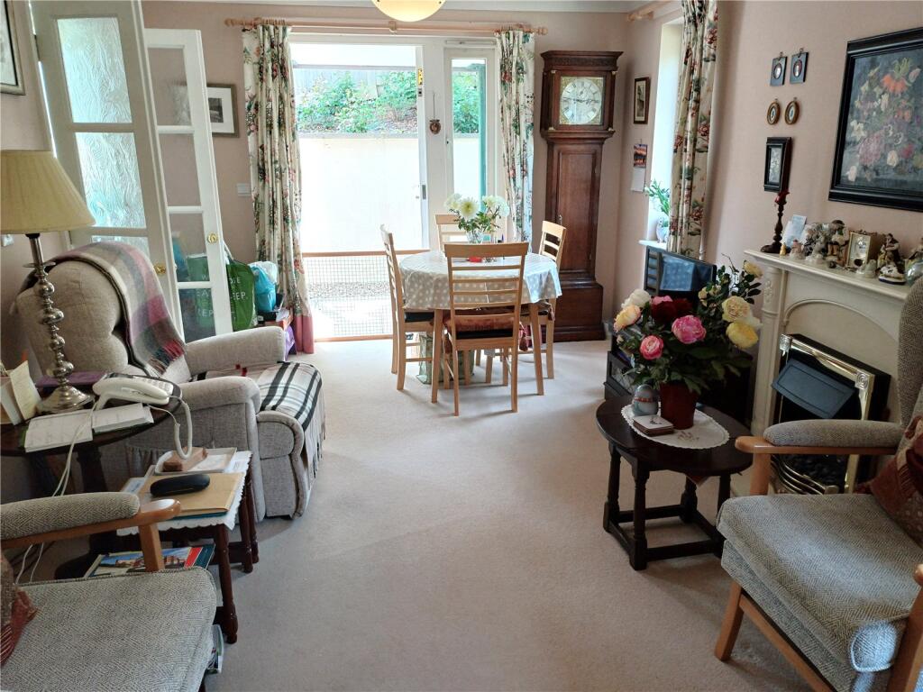 Peelers Court, St Andrews Road, Bridport, Dorset, DT6 photo 4