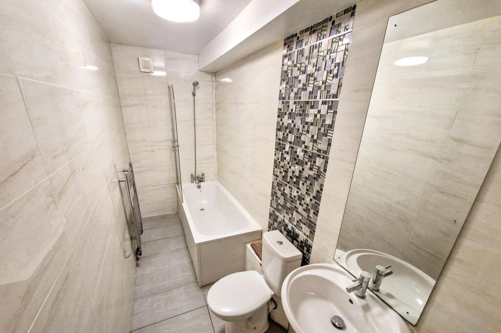 Apartment in Brighton, Queen's Park - View 5