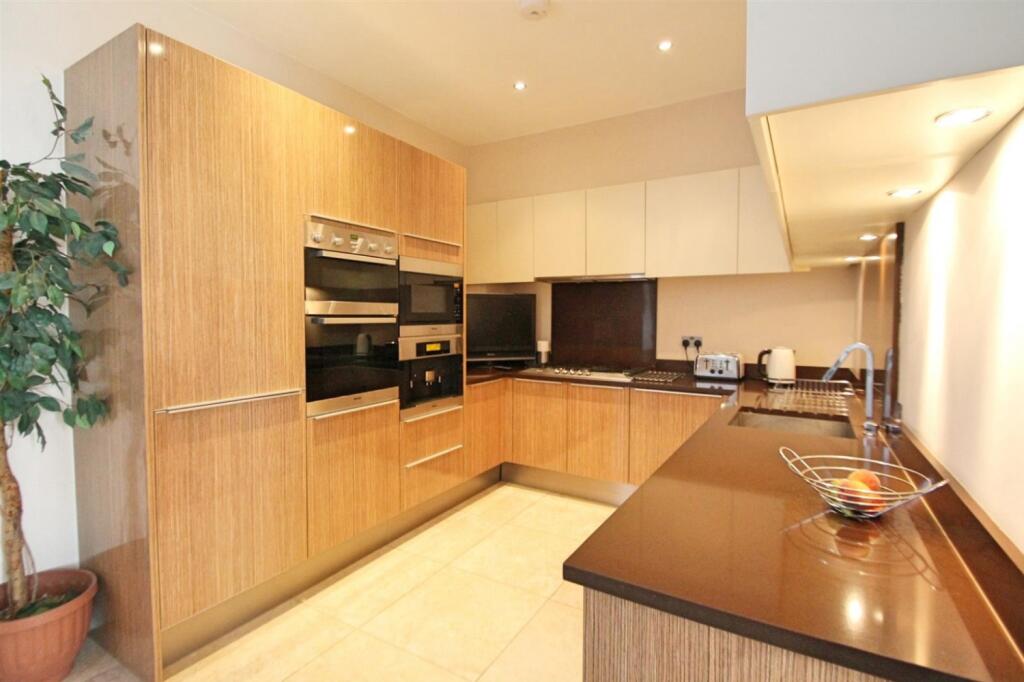 Main image of property: Washington House, Marlborough Drive, Bushey, WD23 2RN