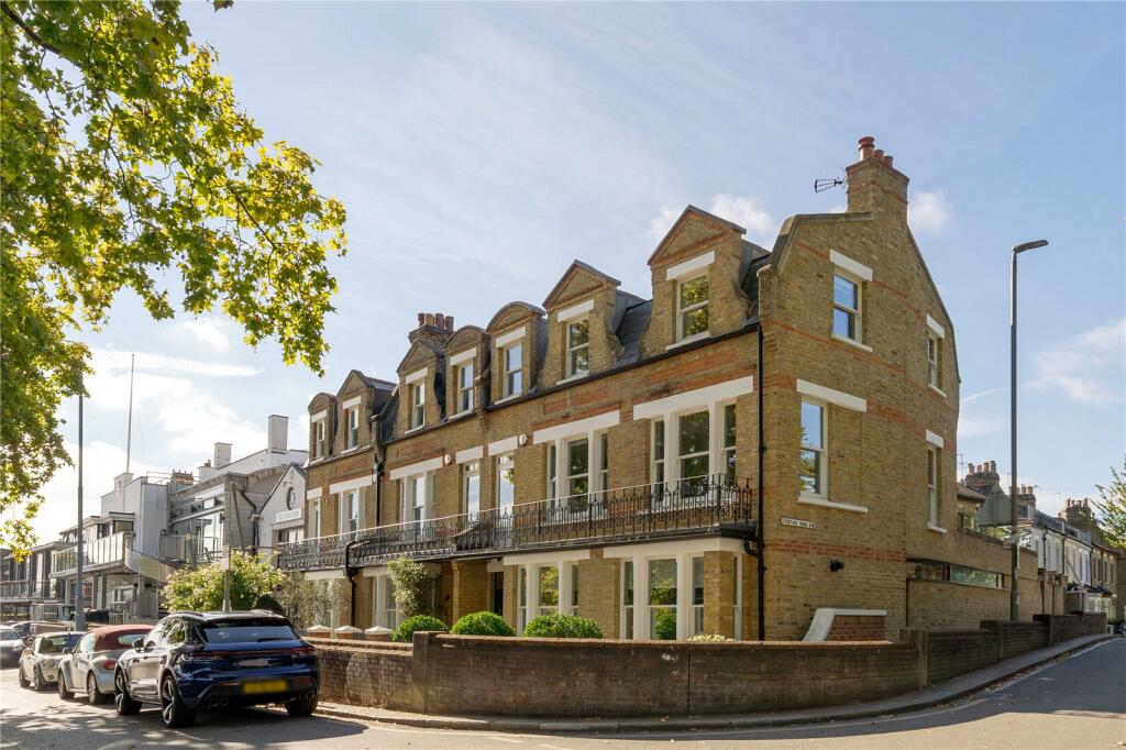 6-bed terraced on Bleak House, Embankment, London, SW15, £3,850,000