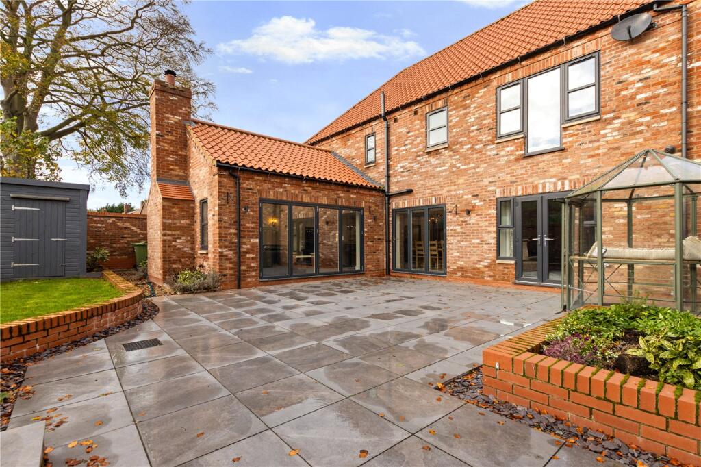 Partridge Drive, Rothwell, Market Rasen, LN7 photo 4
