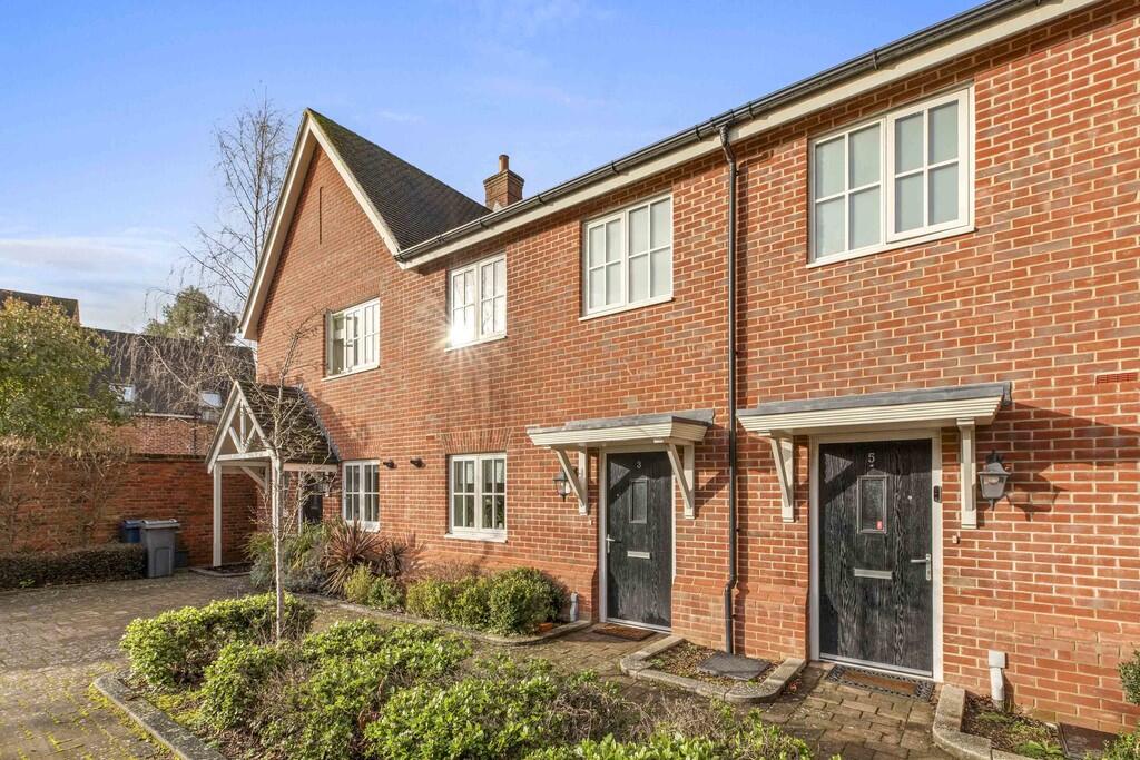 Main image of property: Brayfield Close, Little Chalfont