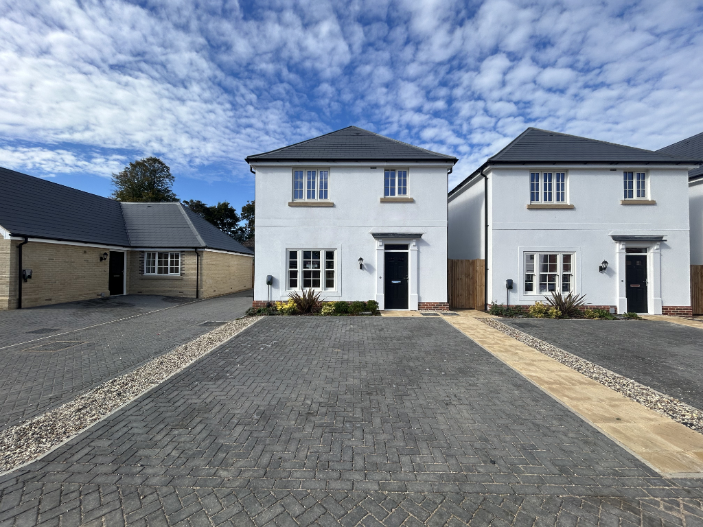 Main image of property: Farriers Walk,
Little Green,
Cheveley,
Cambridgeshire,
CB8 9RQ