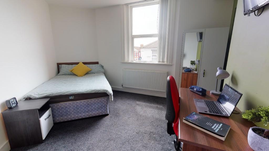 Main image of property: Flat 7 Gainsborough House, Liverpool, L15 3HU