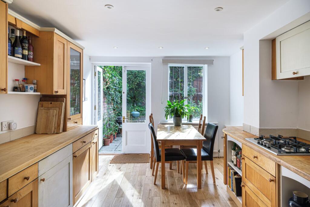 House in London - View 4