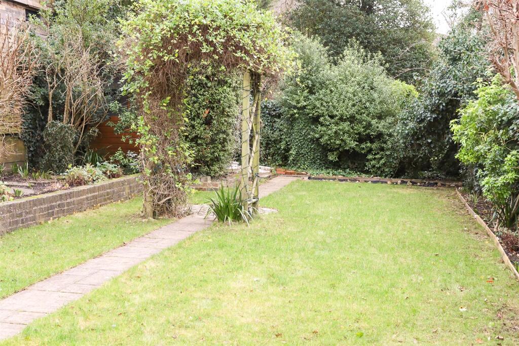 Property photo 9