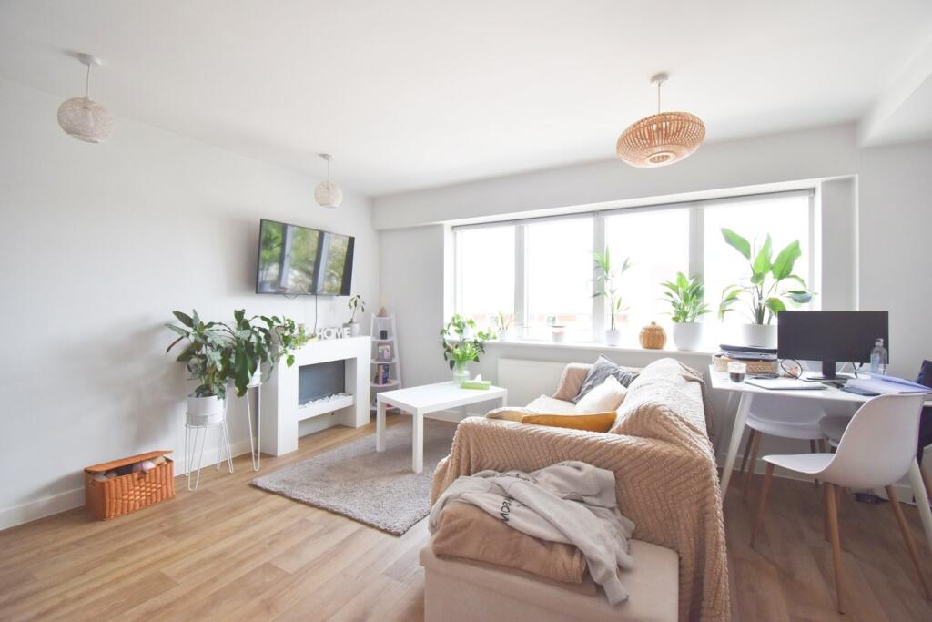 Main image of property: Green Lane, Shepperton, TW17