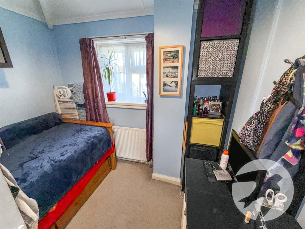 House in London - View 5