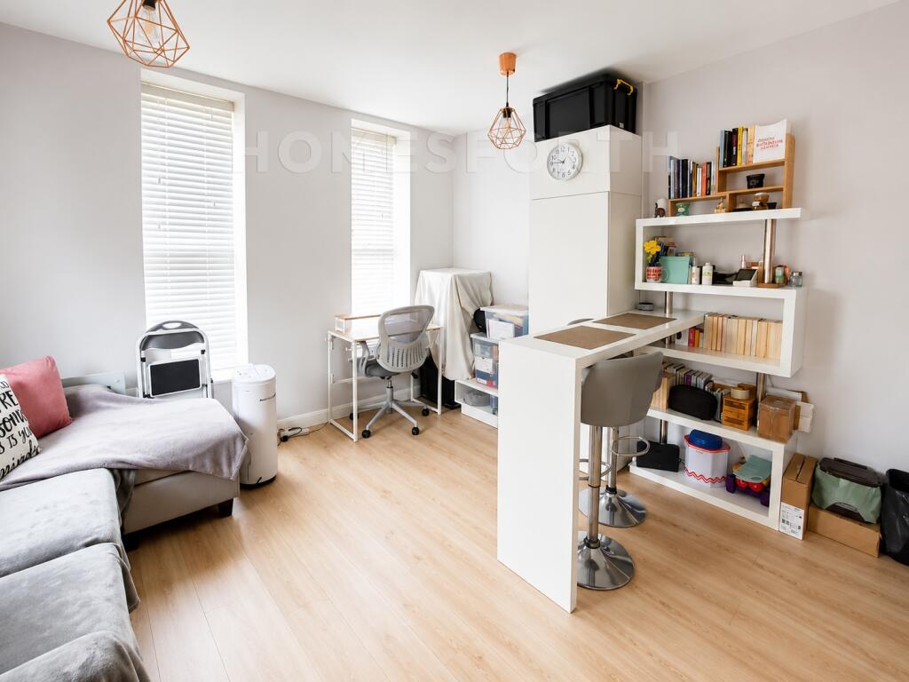 Apartment in Dartford - View 4