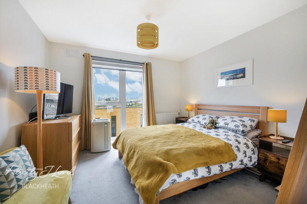 Main image of property: 1 Bowen Drive, Charlton