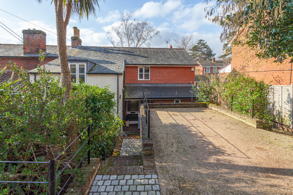 Main image of property: Castle Street, Woodbridge, IP12 1HL