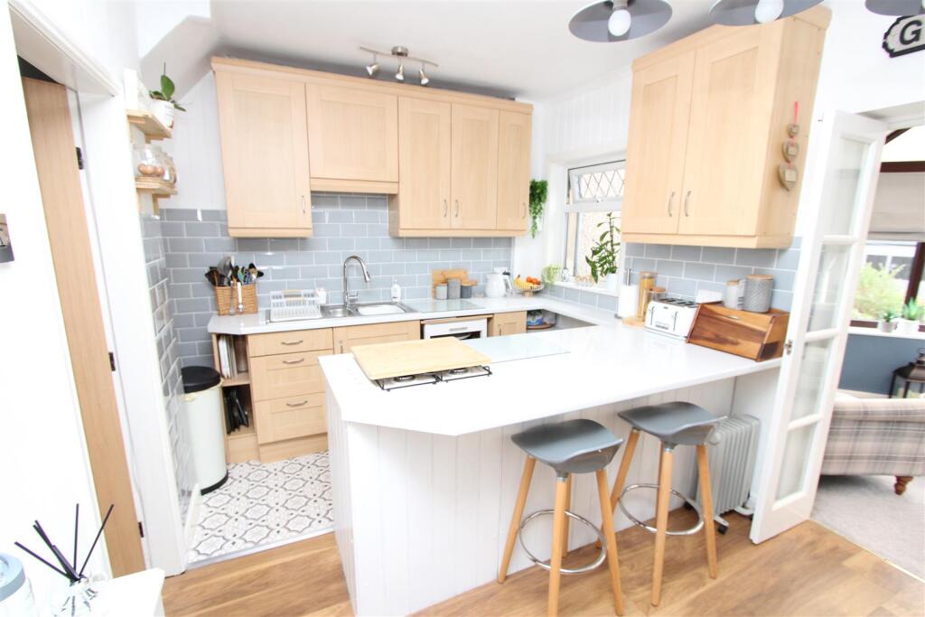 House in Bradford, Wrose - View 3