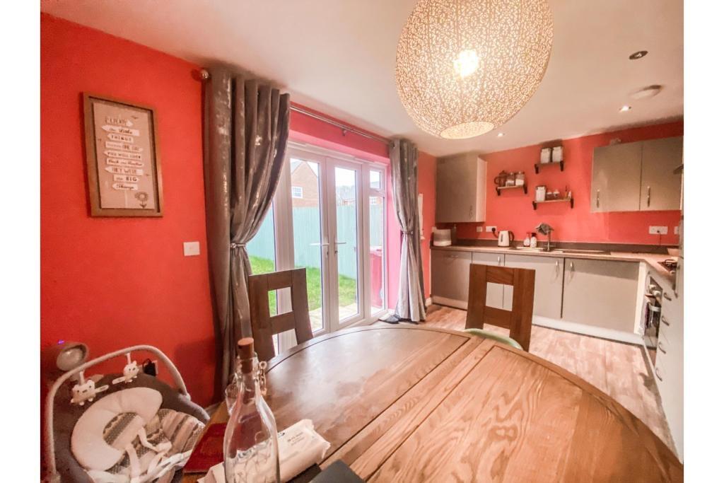 House in Bolton, Greater Manchester - More