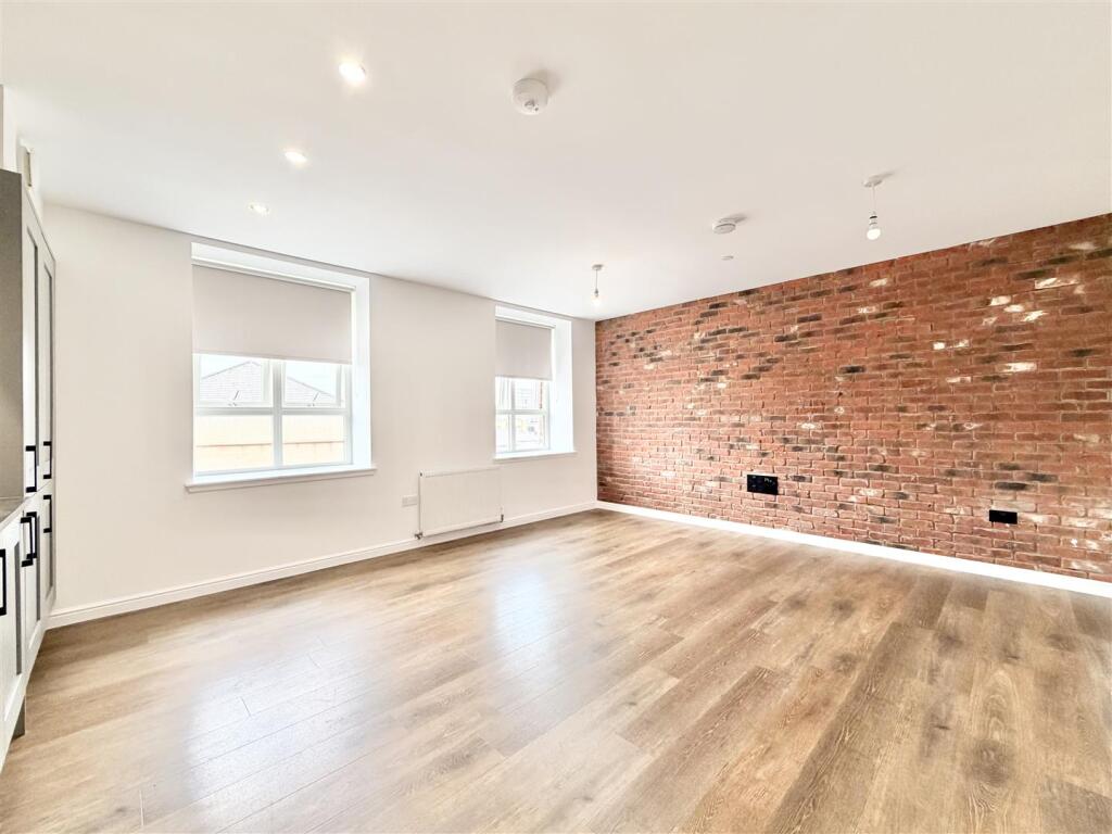 Apartment in Glasgow - More