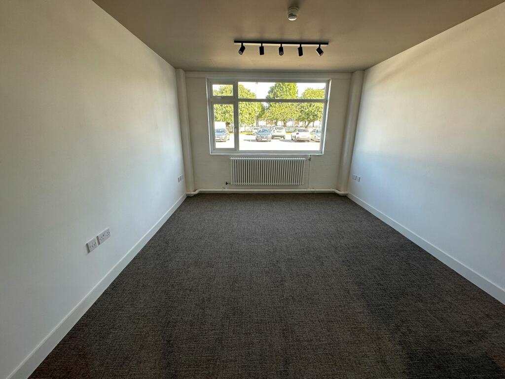 Base Business Space, Managed Office Space – L8