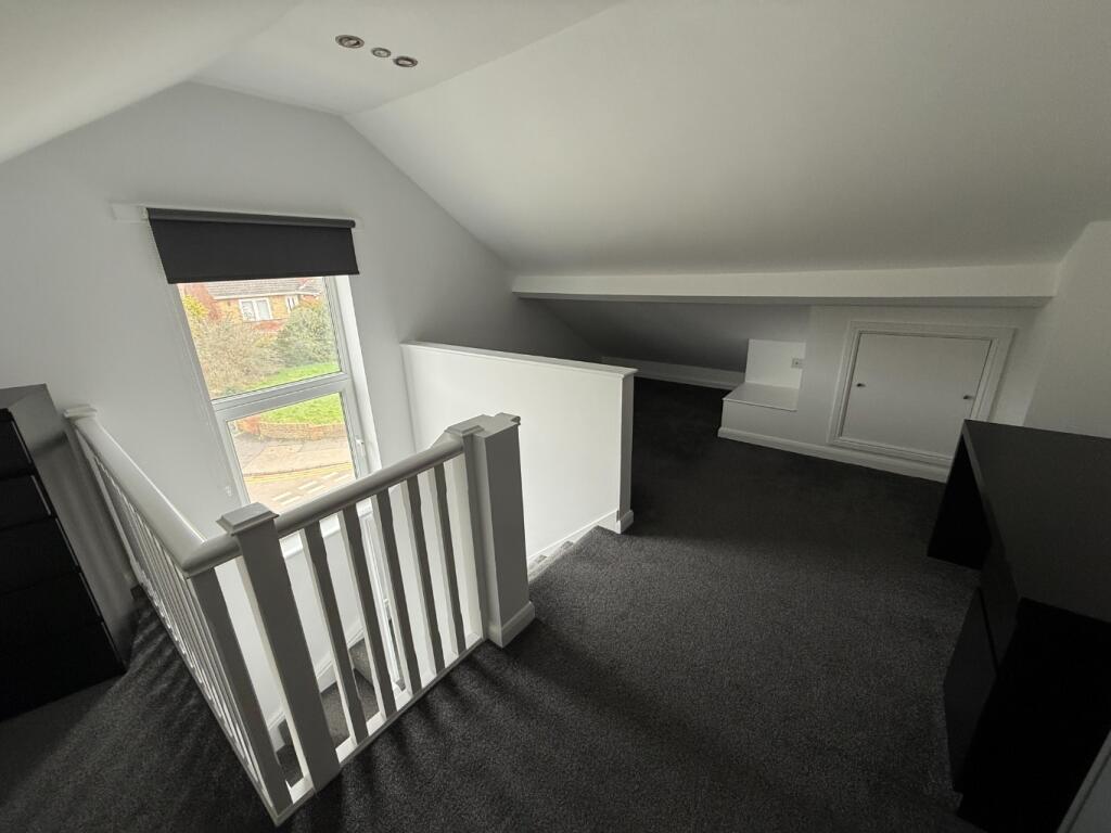 Apartment in Lincoln, Lincolnshire - View 5