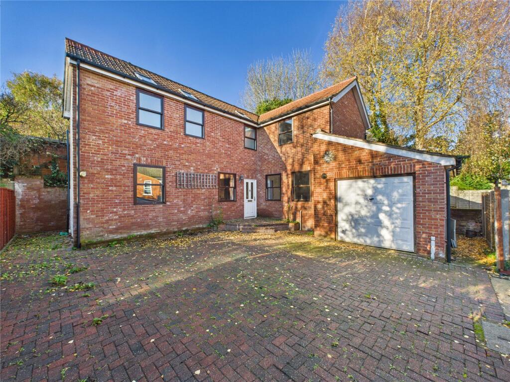 Main image of property: Hervey Street, Ipswich, Suffolk, IP4