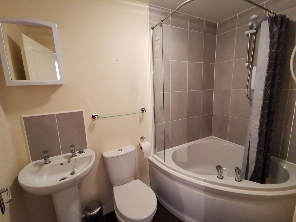 House in Preston - View 5