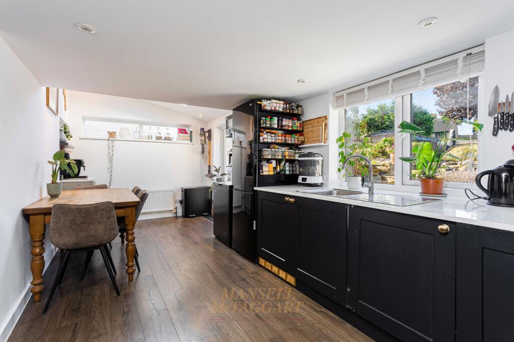 House in Tandridge, Godstone - View 3