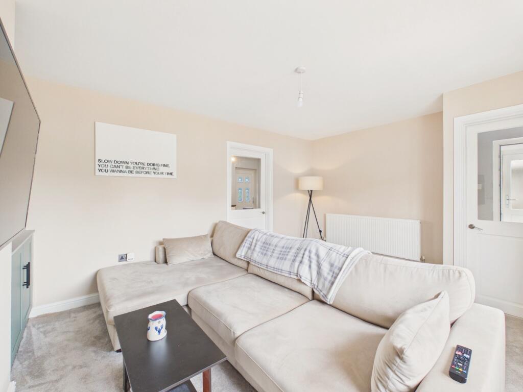 House in Hull, Kingston upon Hull - More