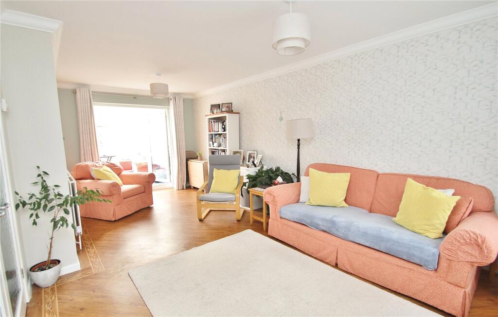 House in Verwood, Dorset - View 2