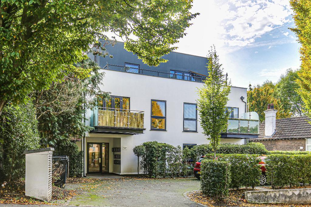 Main image of property: Station Road, Whyteleafe, Surrey, CR3 0EP