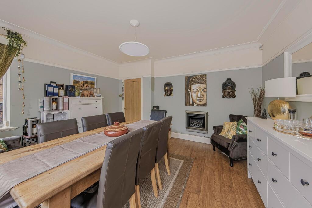 House in Stoke-on-Trent - More