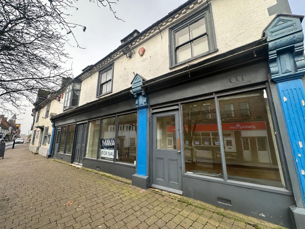 Main image of property: 24 And 24A High Street, Fordingbridge, Hampshire, SP6 1AX