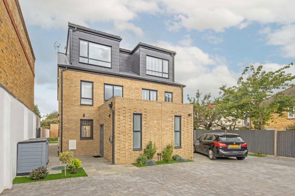 Main image of property: Lime Grove, New Malden