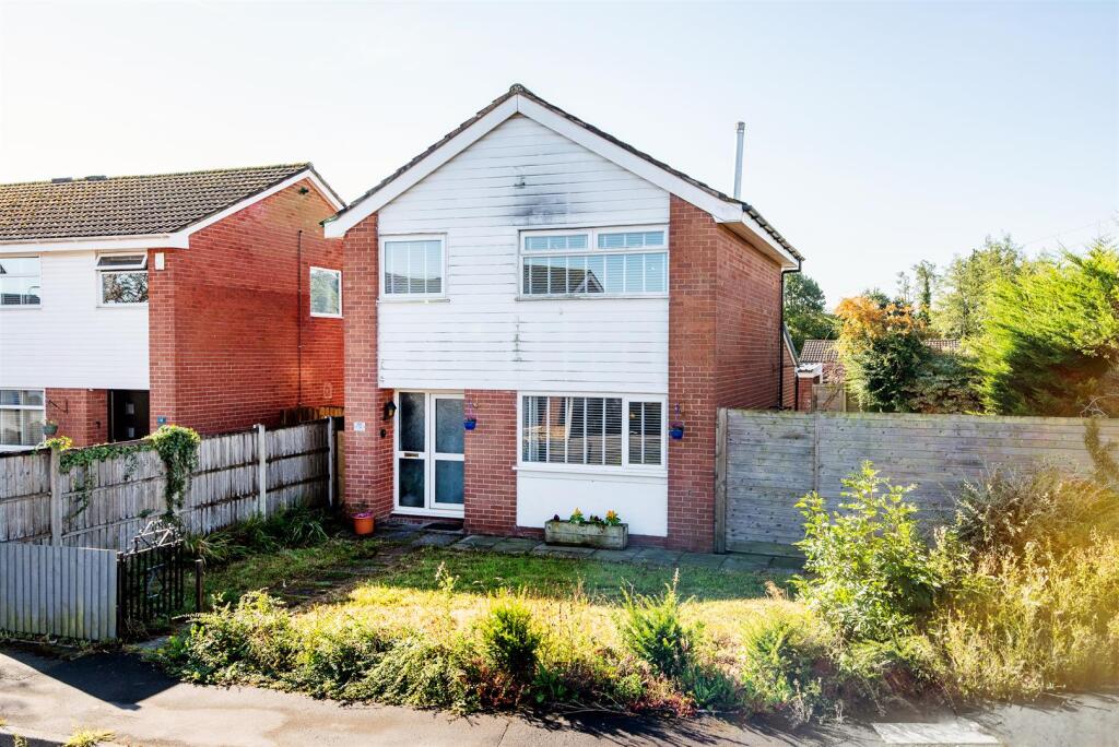 Main image of property: Sumpter Croft, Penwortham, Preston