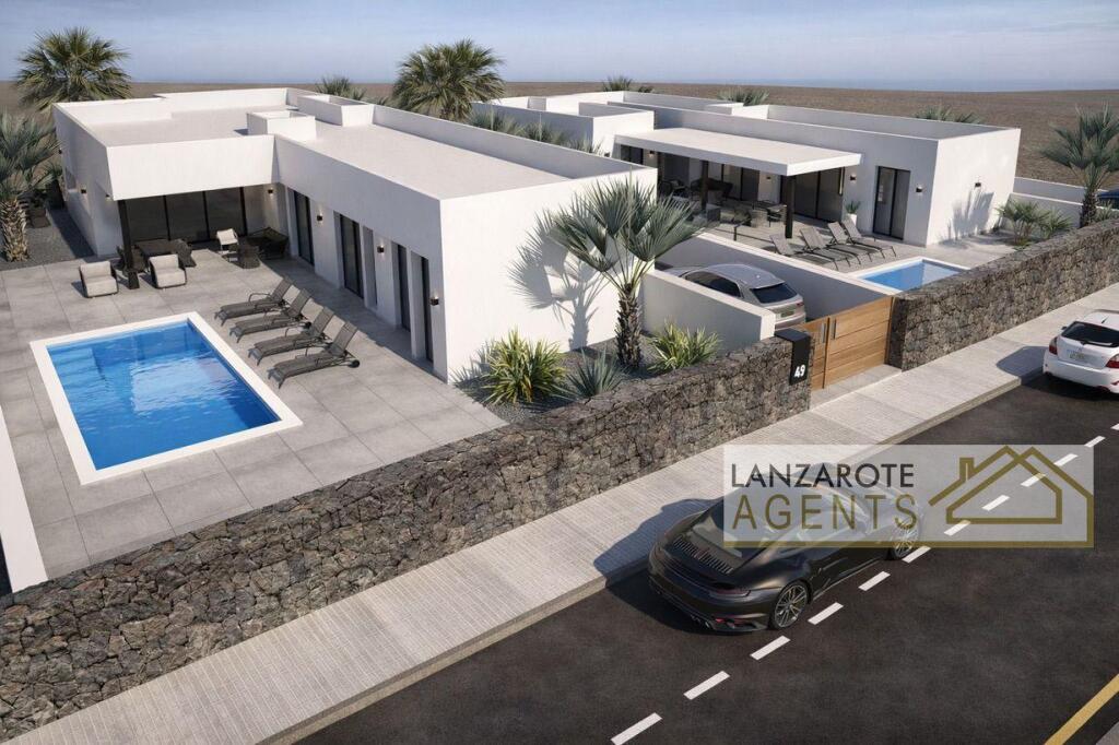 Main image of property: Canary Islands, Lanzarote, Playa Blanca