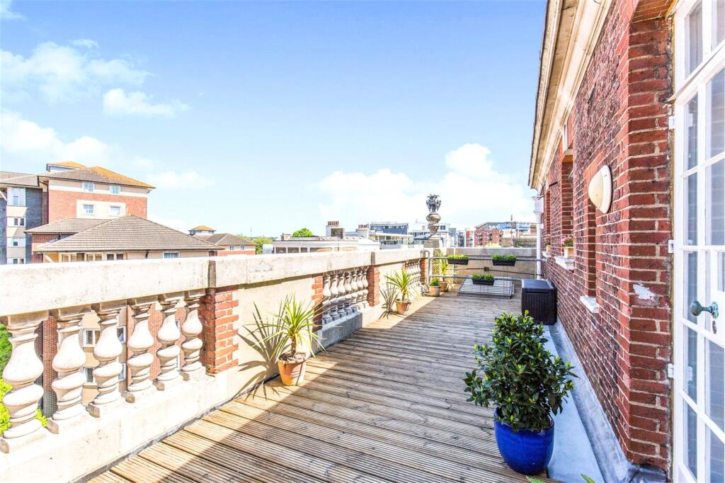 Main image of property: Canute Road, Southampton, Hampshire