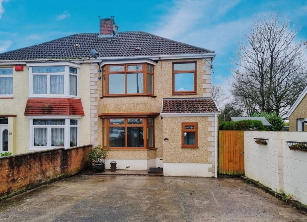 Main image of property: Heol Y Bwlch, Llanelli, SA14