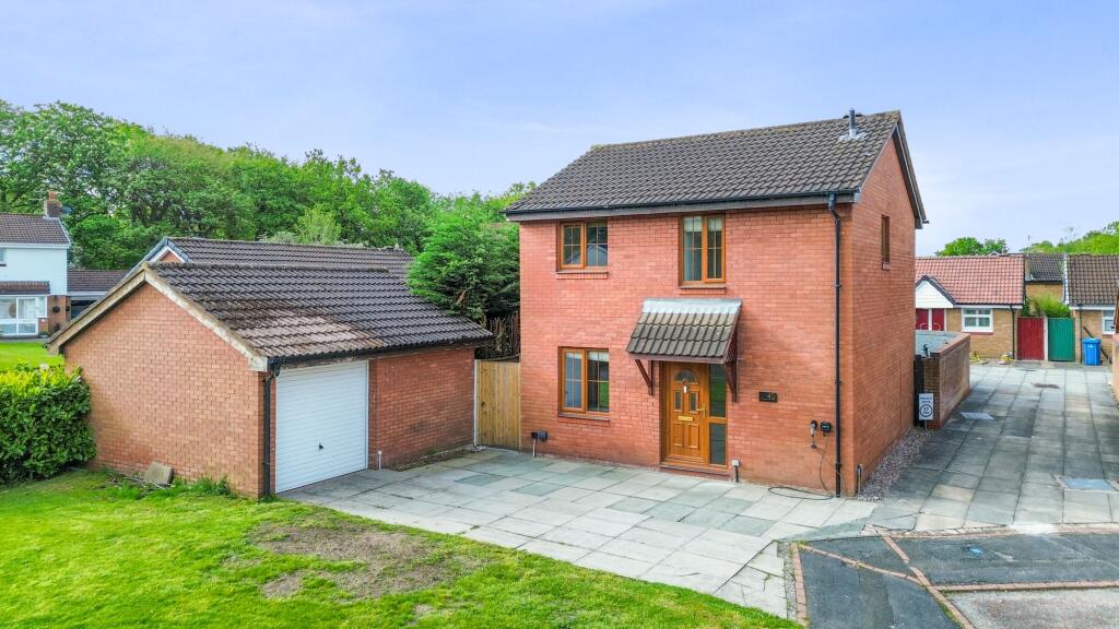 Main image of property: Kilsyth Close, Fearnhead, WA2