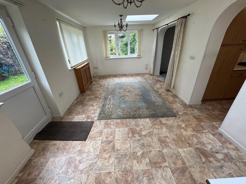 Scott Close, Staplegrove, Taunton, Somerset photo 5