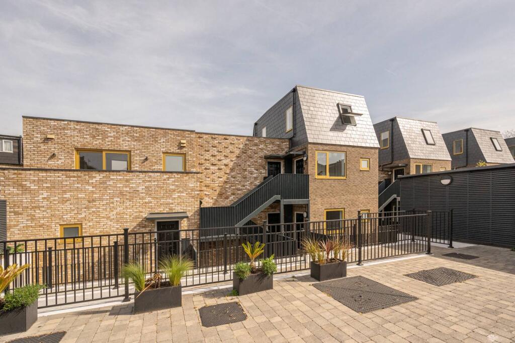 Main image of property: Carpenters Mews, Wandsworth, London, SW17