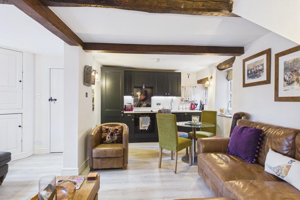 House in Lancaster - View 3