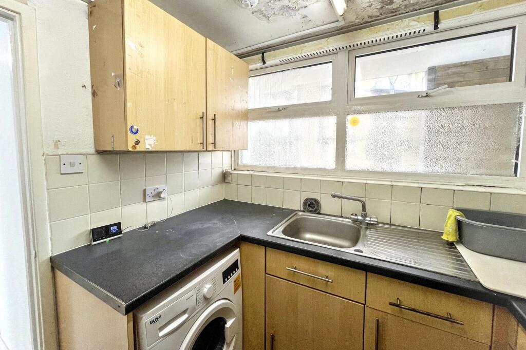Apartment in London - View 4