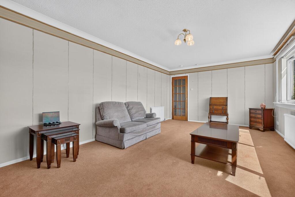 5 Carlung Place, West Kilbride, KA23 9JP photo 4
