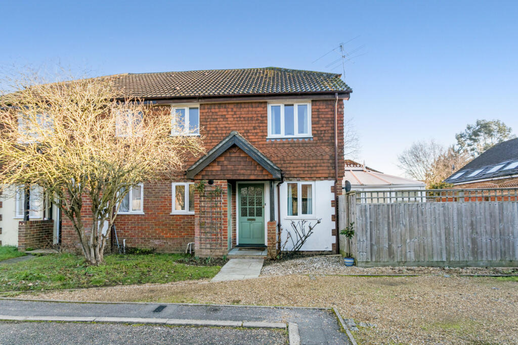 Main image of property: Berkeley Mews, Marlow, SL7