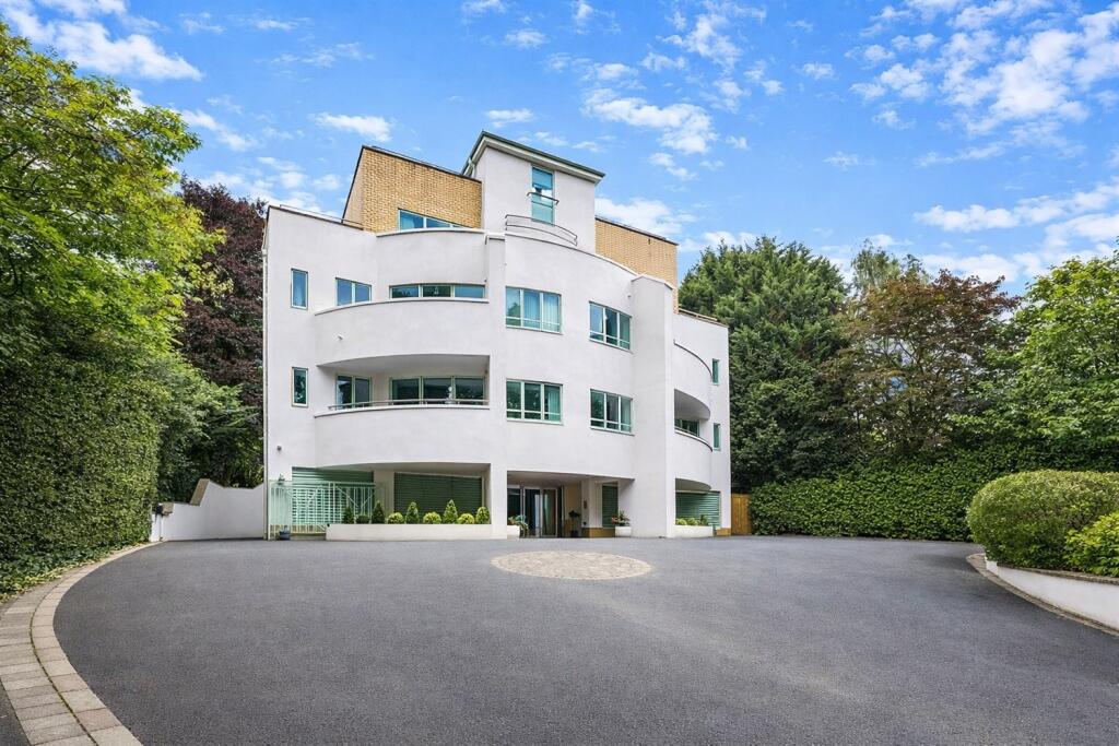 Main image of property: Apt 1 Cornhill, Park Road, Bowdon - Direct garden access & Lift