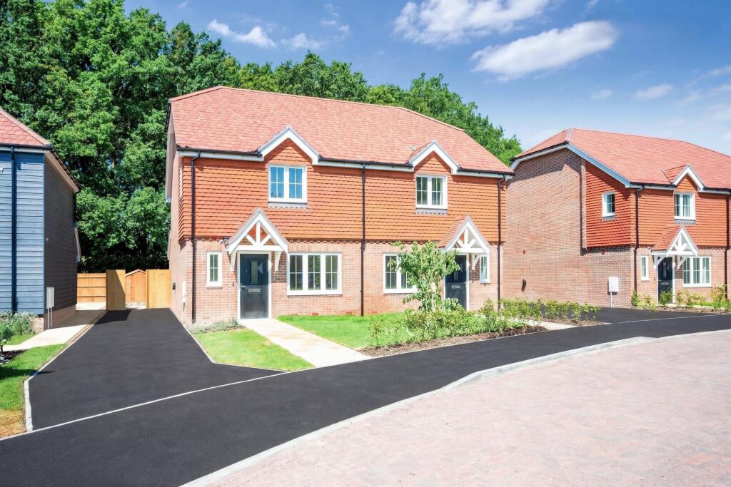 3-bed semi-detached on Burstow Grove, Off Haroldslea Drive, Horley, Surrey, RH6, £585,000