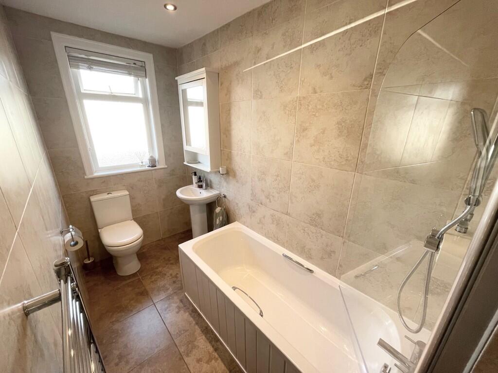 House in Leeds, Windmill Hill, Stanningley - View 5