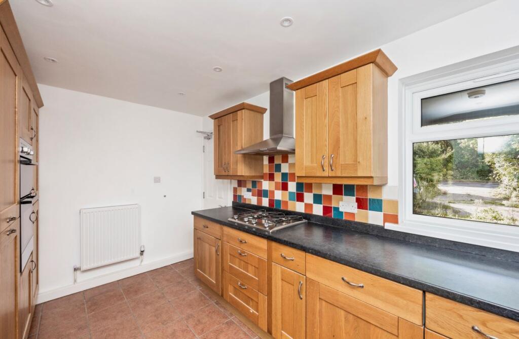 House in Redhill - View 4