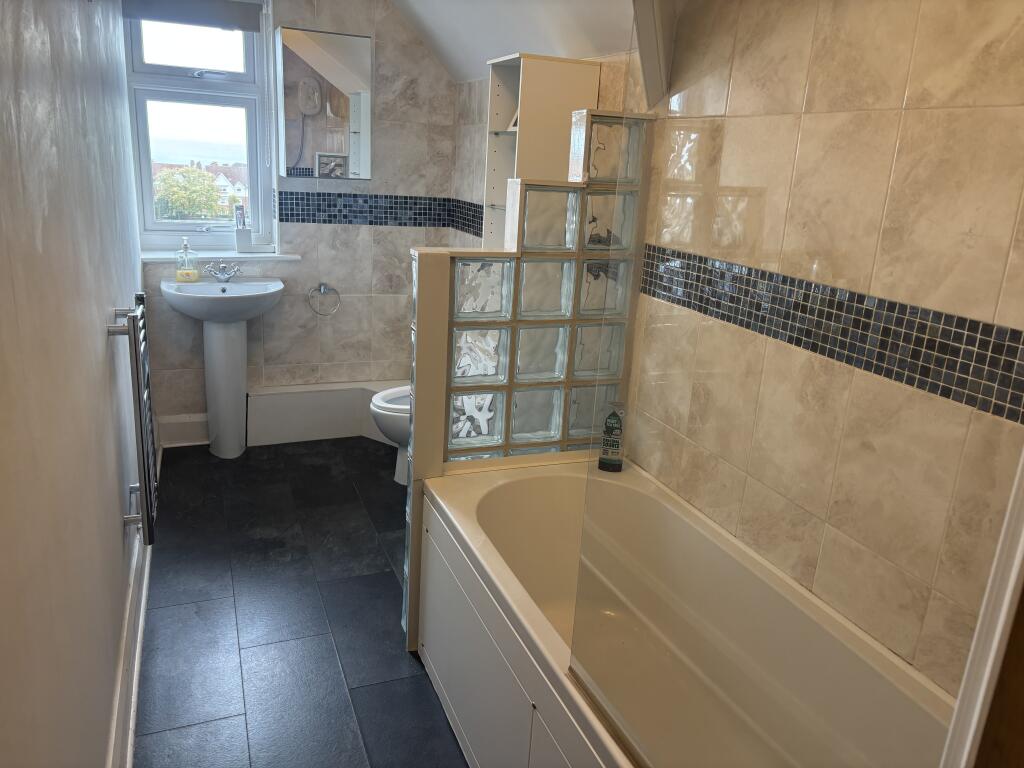 Apartment in York - View 5