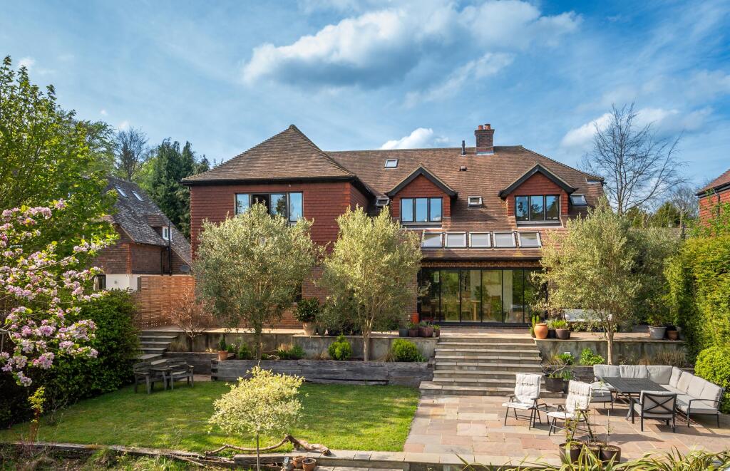 Derby Road, Haslemere, Surrey, GU27. 7 bedroom detached house for sale