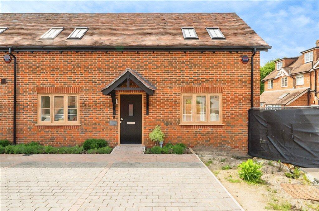2-bed house on Embley Park, Romsey, Hampshire, £425,000