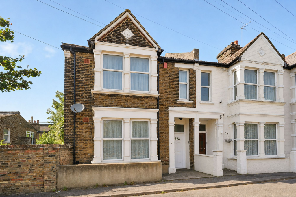 Main image of property: Minet Gardens, London, NW10