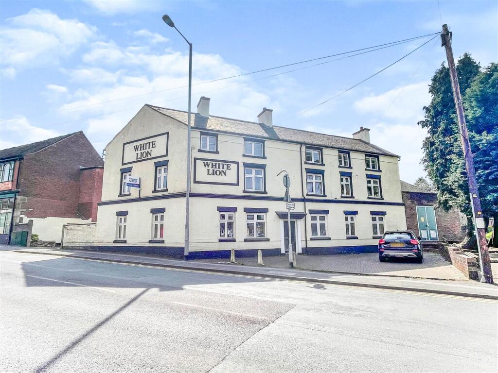 Main image of property: Flat 4, The White Lion, Ashbourne Road, Leek, ST13 5AS